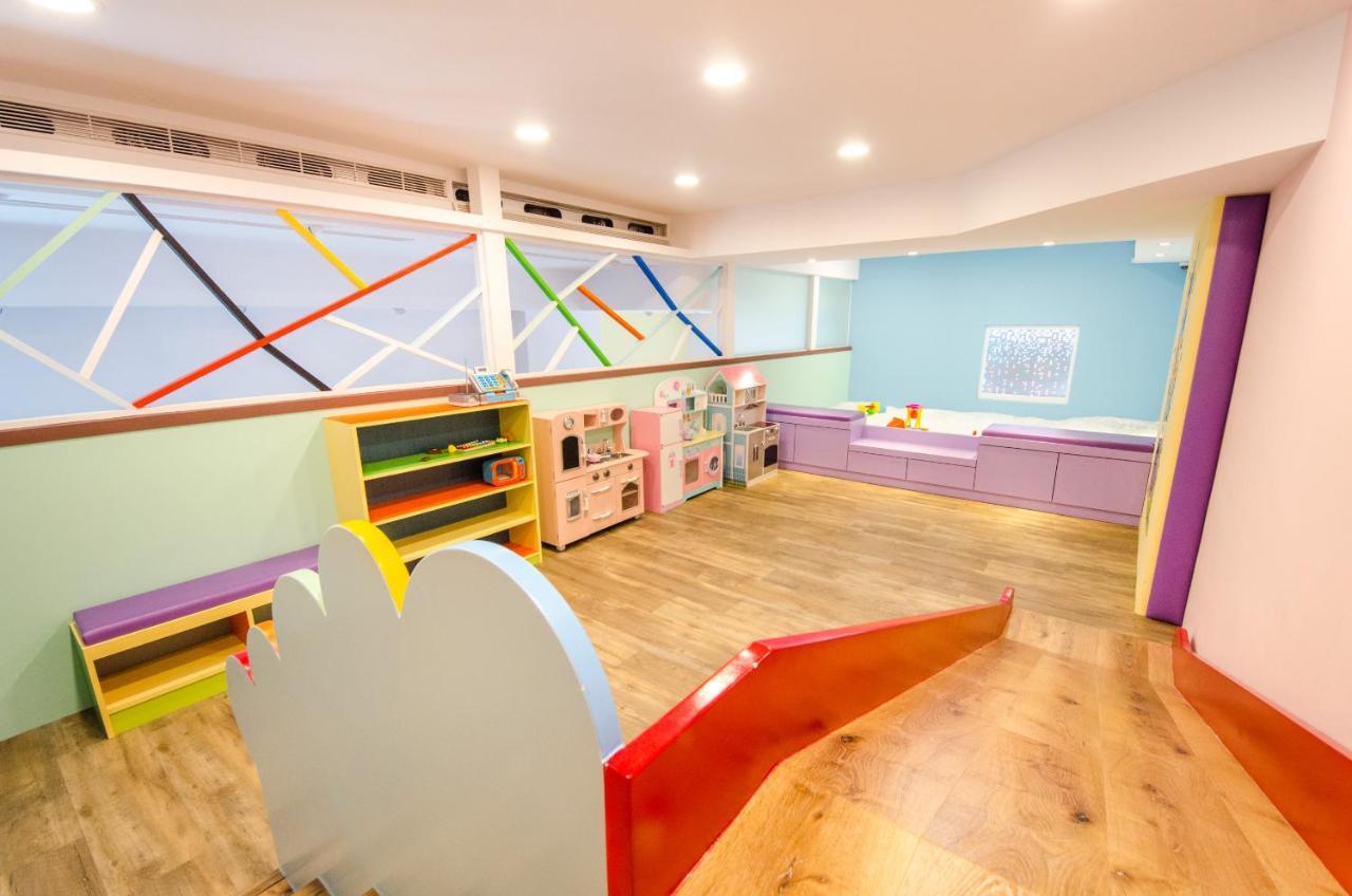 安尼赫時尚旅店 Anich Fashion Inn I 墾丁大街 I 親子遊戲區 I 停車位 Экстерьер фото